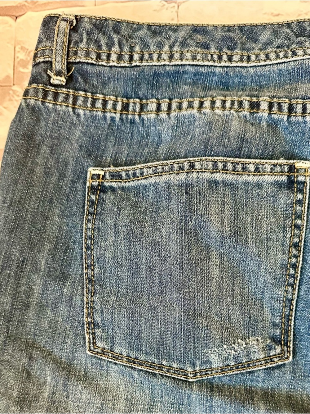Denver Hayes Woman Boyfriend Jeans Cropped with Rolled Cuffs Size 12 - Picture 7 of 8